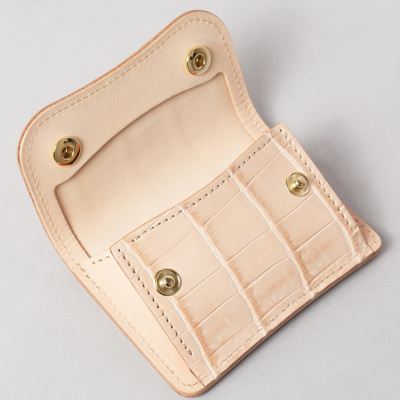 �J���[�o���G�[�V����