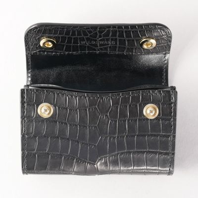 �J���[�o���G�[�V����