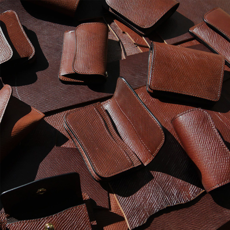 ミニ6システム手帳《ジェネシス》ベイカーロシアンカーフ｜WILDSWANS