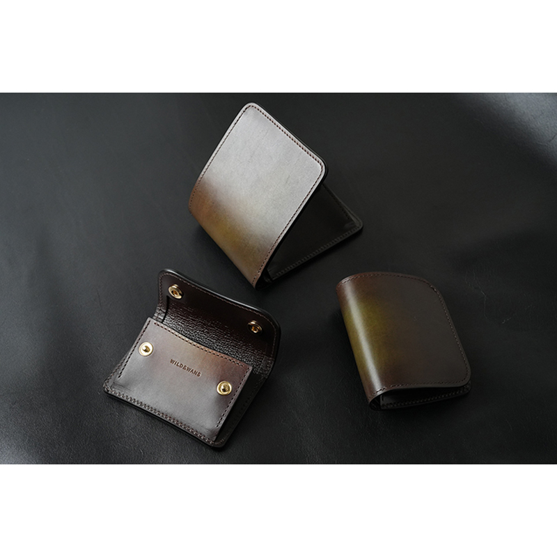 WILDSWANS 美品 ワイルドスワンズ 小銭入れ SF TONGUE