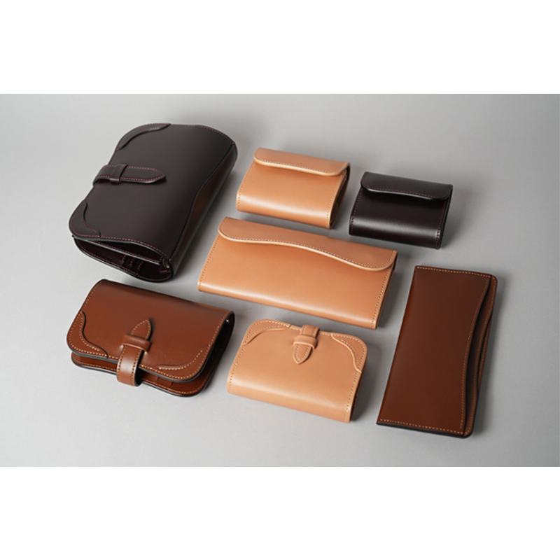 M5システム手帳《バース》ロイドヴァッシュ｜WILDSWANS(ワイルド