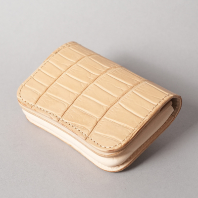 �J���[�o���G�[�V����