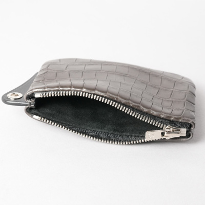 CHARCOAL GREY<br/>�����̓C�^���A���̃L�b�h(�e���M)�X�G�[�h���g�p���Ă��܂�