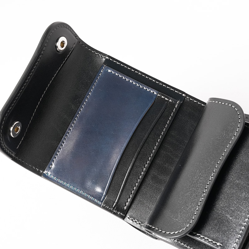小型三つ折り財布《イーノ》シェルコードバン限定色｜WILDSWANS