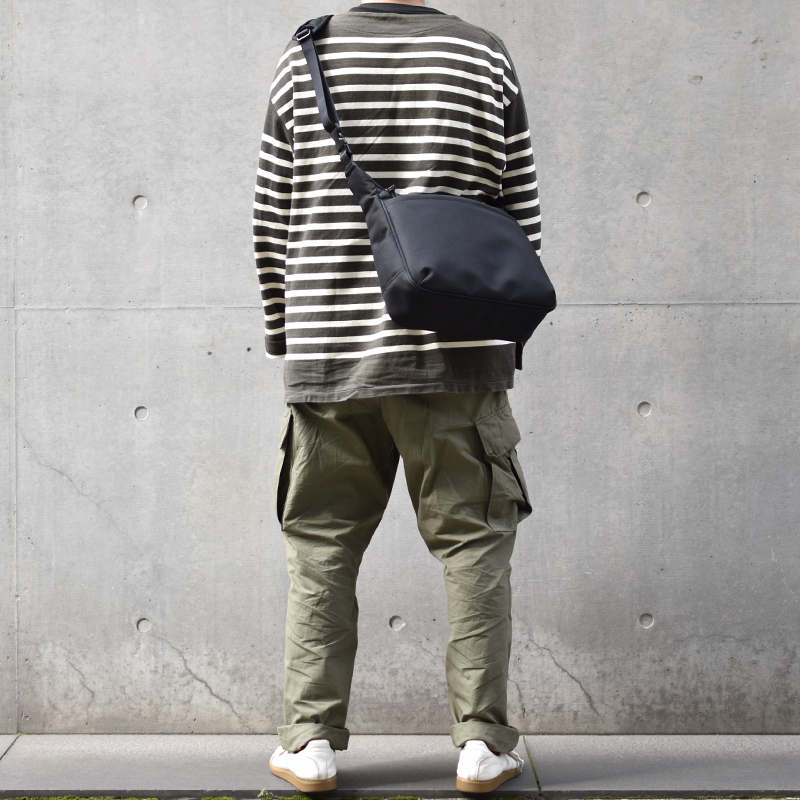 WILDSWANS ショルダーバッグ ショルダーバッグ《ペネガル》コーデュラ｜WILDSWANS(ワイルド