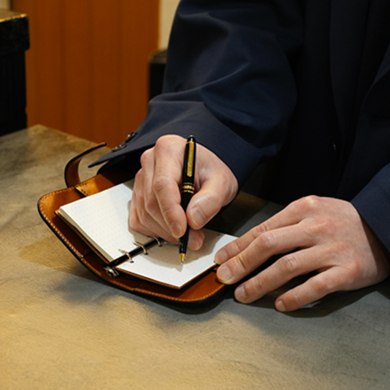 M5システム手帳《バース》サドルプルアップ｜WILDSWANS(ワイルド