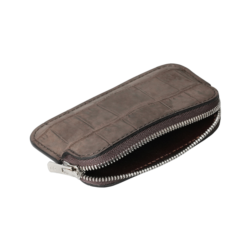 新品未使用　ワイルドスワンズ　ミナス　クロコ（チョコ）　WILDSWANS WILDSWANS 未使用 ワイルドスワンズ 二つ折り財布 クロコ