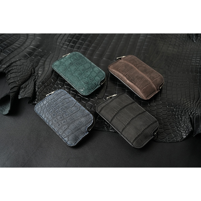 新品未使用　ワイルドスワンズ　ミナス　クロコ（チョコ）　WILDSWANS WILDSWANS 未使用 ワイルドスワンズ 二つ折り財布 クロコ