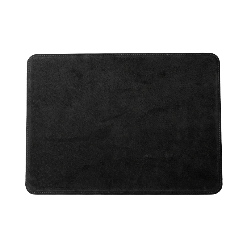 A4サイズ デスクマット《アーネストS》サドルプルアップ｜WILDSWANS