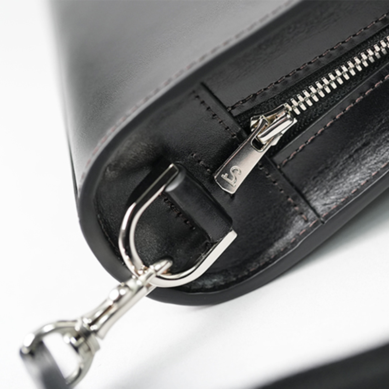 WILDSWANS COLLIER ボディバッグ ミニショルダーバッグ《コリアー》サドルプルアップ｜WILDSWANS
