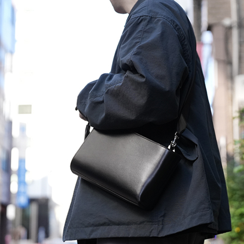 ミニショルダーバッグ《コリアー》サドルプルアップ｜WILDSWANS