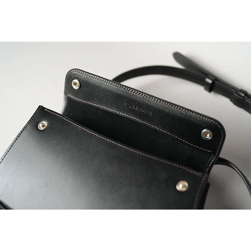 ミニショルダーバッグ《レトラ》サドルプルアップ｜WILDSWANS(ワイルド