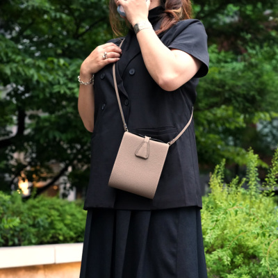 TAUPE