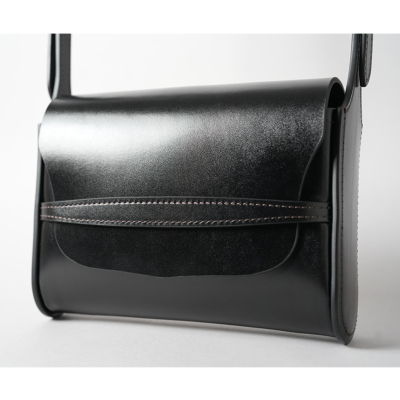 �J���[�o���G�[�V����